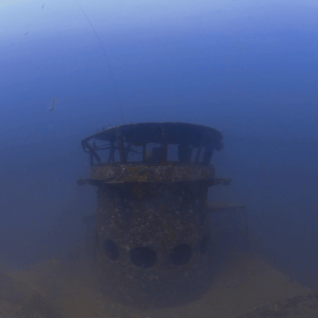 WWII Wreck: Pilot House Ascent
