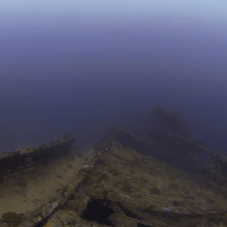 Shipwreck Deck Dive: Ghostly Encounter