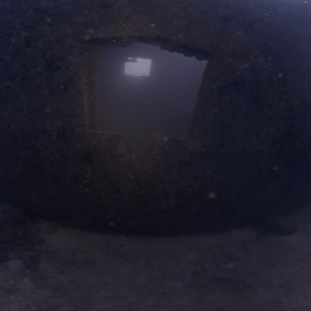 Shipwreck's Dark Heart